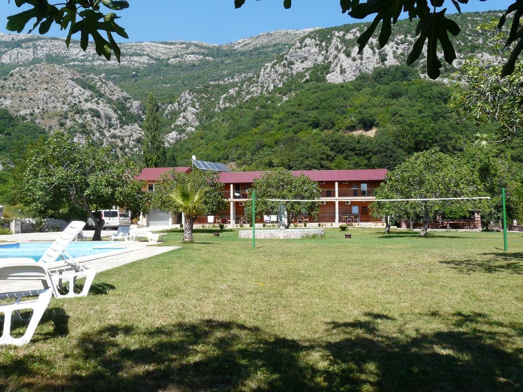 Guest House Jadran Pol Petrovac Kültér fotó