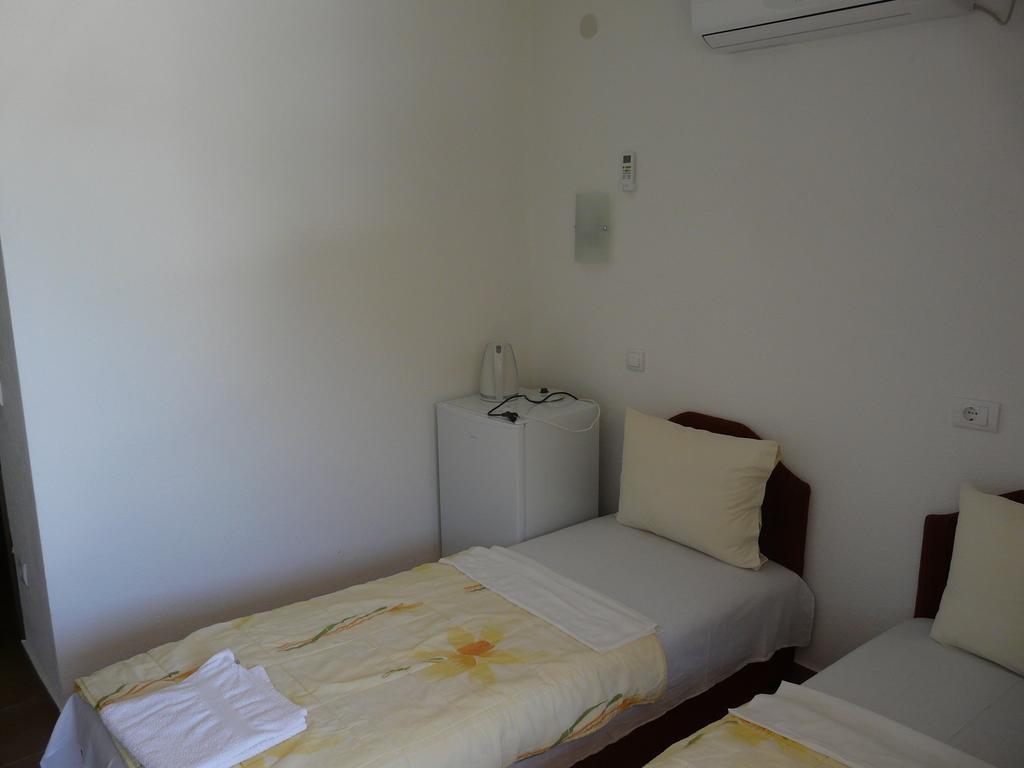 Guest House Jadran Pol Petrovac Kültér fotó