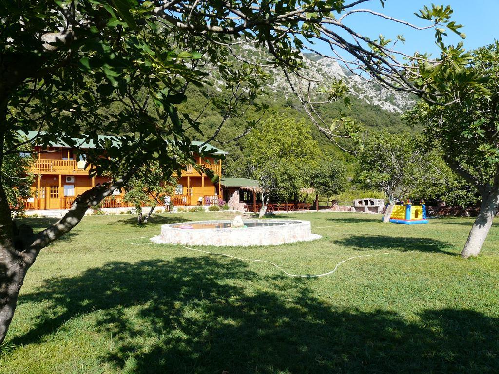 Guest House Jadran Pol Petrovac Kültér fotó