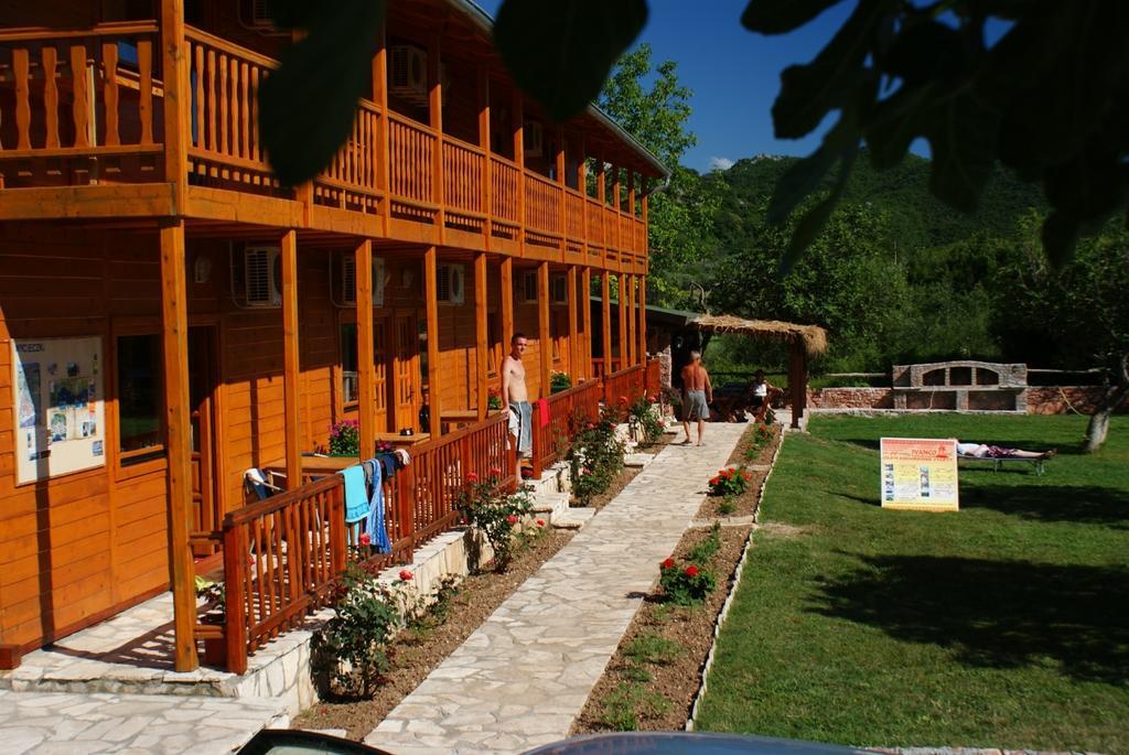 Guest House Jadran Pol Petrovac Kültér fotó